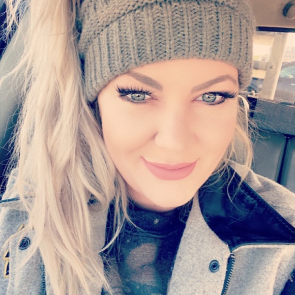 Meet your Posher, Sam - Picture 7 of 14